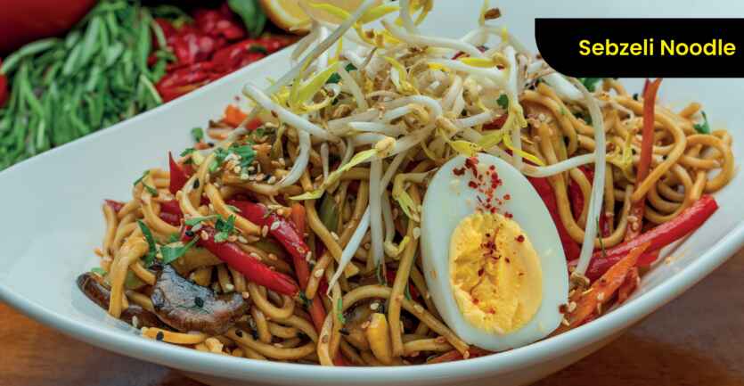 Sebzeli Noodle 