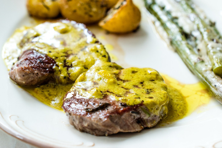 Cafe de Paris Soslu Steak